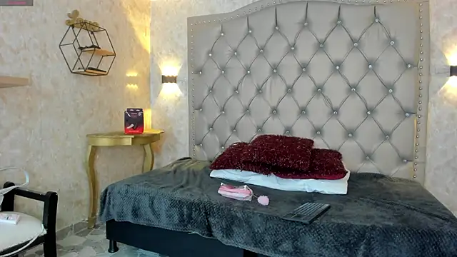 danaythamara1 online show from January 16, 8:36 pm