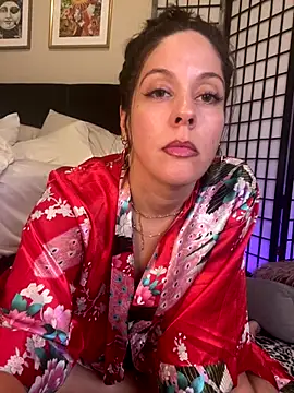 bellafreakyfun online show from September 15, 3:39 am