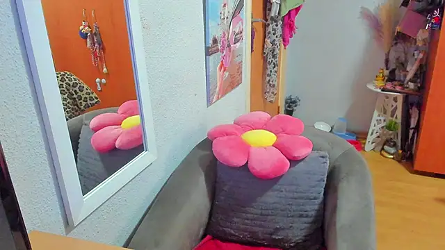 marie marie03 online show from March 5, 7:49 am