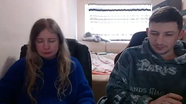 PeterAndJen online show from March 19, 6:14 am