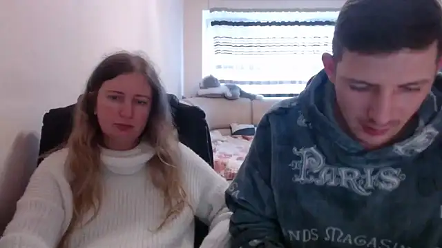 PeterAndJen online show from March 20, 5:25 pm