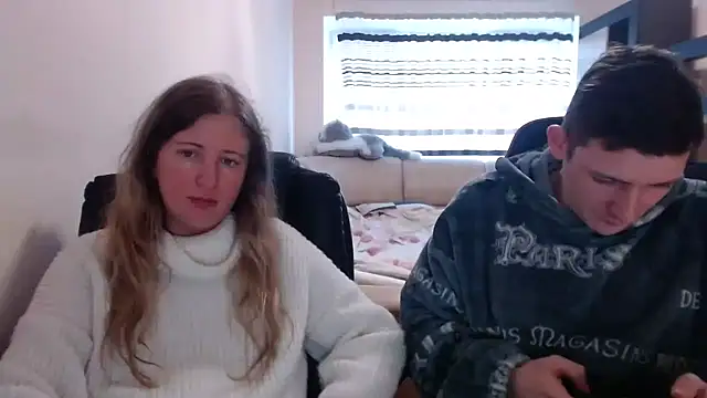 PeterAndJen online show from March 21, 3:57 pm