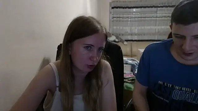 PeterAndJen online show from September 9, 5:23 pm