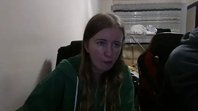 PeterAndJen online show from October 18, 7:47 pm