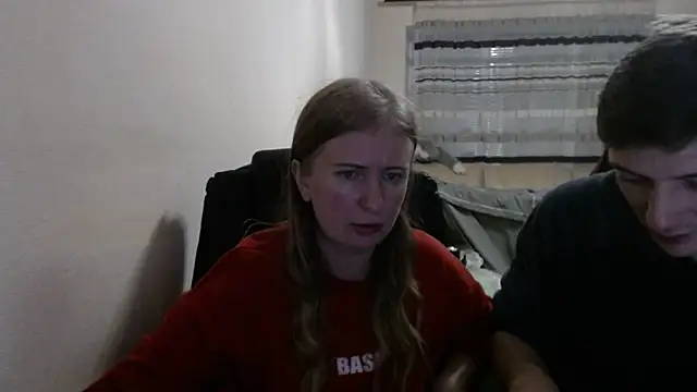 PeterAndJen online show from November 17, 6:57 pm