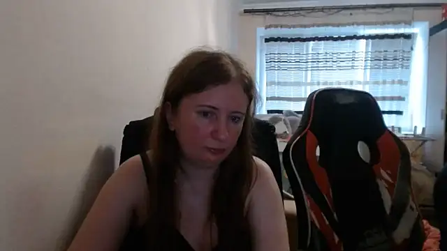 PeterAndJen online show from July 19, 6:44 pm