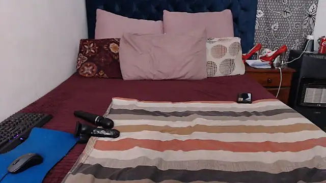 BootyCallEver online show from February 4, 7:11 pm