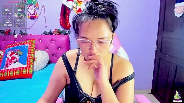 crissn0707 online show from January 6, 11:47 am