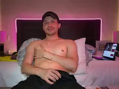 mcklister kinky feets online show from March 30, 5:08 am