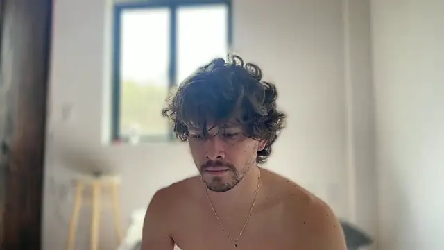 mcklister kinky feets online show from April 21, 3:50 pm