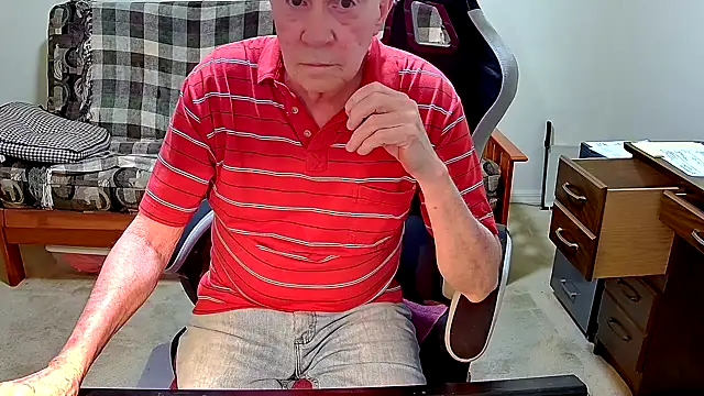 jimmy d47 online show from April 4, 9:45 pm