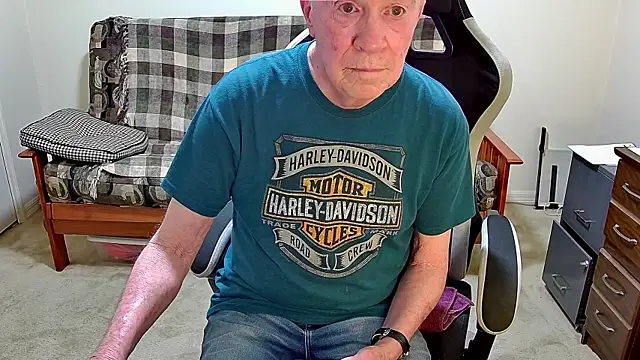 jimmy d47 online show from April 19, 6:32 pm