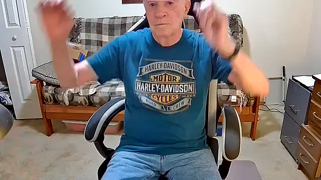 jimmy d47 online show from July 19, 6:55 pm