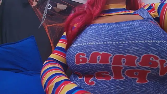 timkerbell  online show from October 31, 7:26 pm