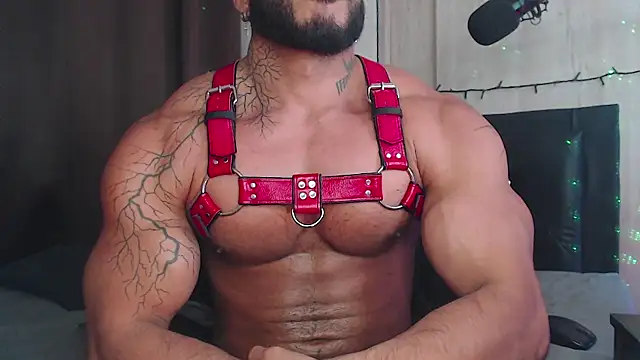 Artemis Kazttman online show from December 18, 1:05 am