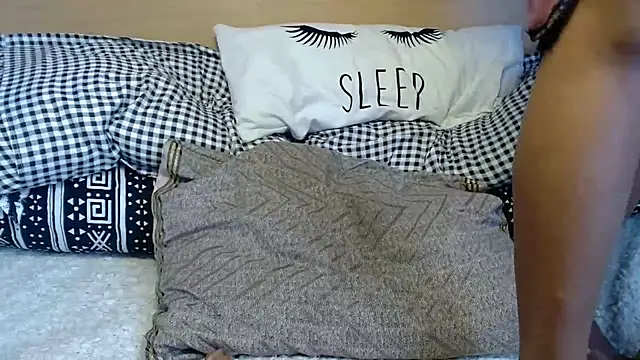 Snapshot of Sweetmintsoap chatting on March 19, 8:55 am Sweetmintsoap online show from March 19, 8:55 am