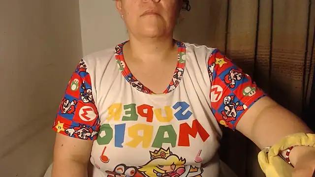 agathamiller01 online show from April 10, 10:58 pm