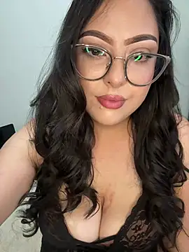 MileyGia online show from April 22, 1:08 am