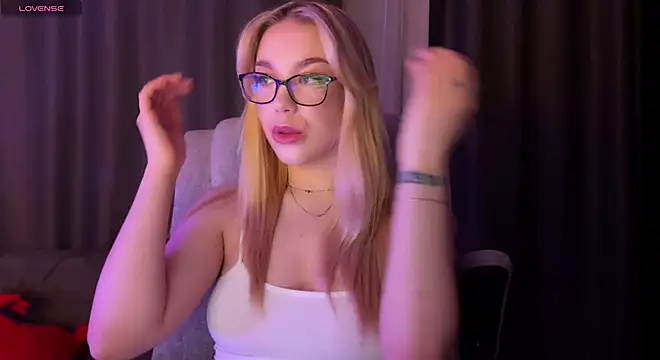 ariashaa online show from February 5, 3:49 pm