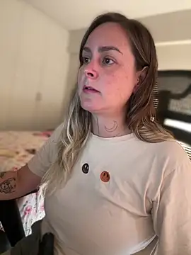 misslulipop online show from March 7, 10:32 pm