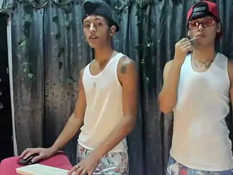 gustavo saaled19 online show from July 27, 7:10 pm