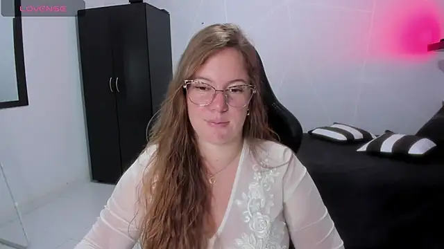 tamy shine87 online show from November 2, 11:40 pm