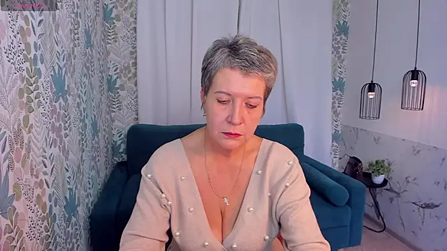 KathySunn online show from December 11, 1:28 pm