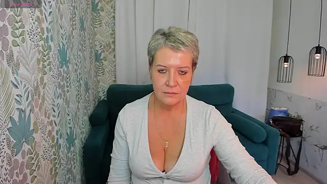 KathySunn online show from December 24, 1:28 pm