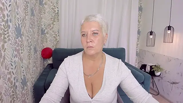 KathySunn online show from October 8, 7:06 am