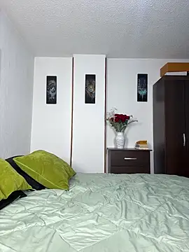 Angela isabella online show from March 5, 9:33 pm