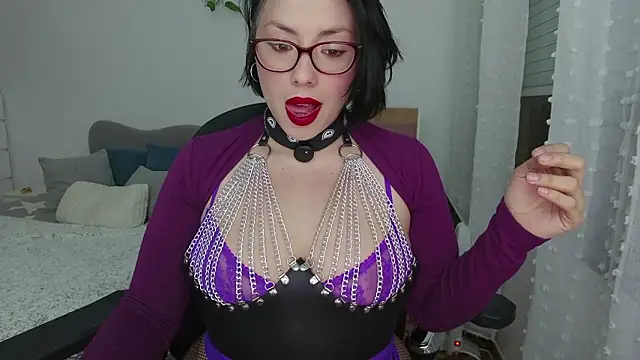 diosa cadenas online show from March 6, 8:38 pm