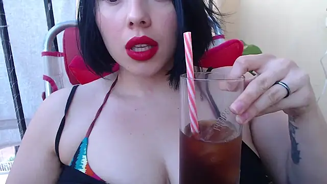 Snapshot of diosa_cadenas chatting on June 16, 6:32 pm diosa cadenas online show from June 16, 6:32 pm