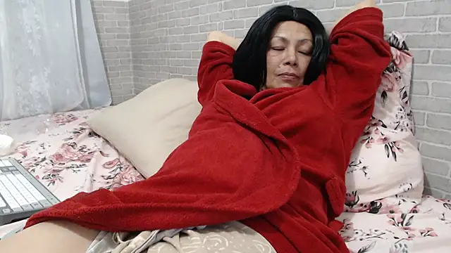 Snapshot of sweet_luana chatting on March 12, 5:24 am sweet luana online show from March 12, 5:24 am