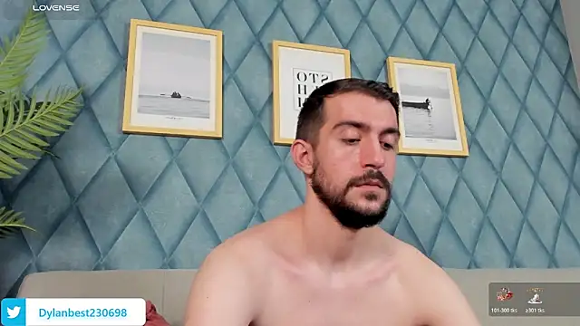 Snapshot of Dylan_Best chatting on June 18, 12:44 am Dylan Best online show from June 18, 12:44 am