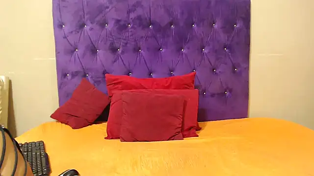 EBONYBUSTYY online show from July 23, 6:28 pm