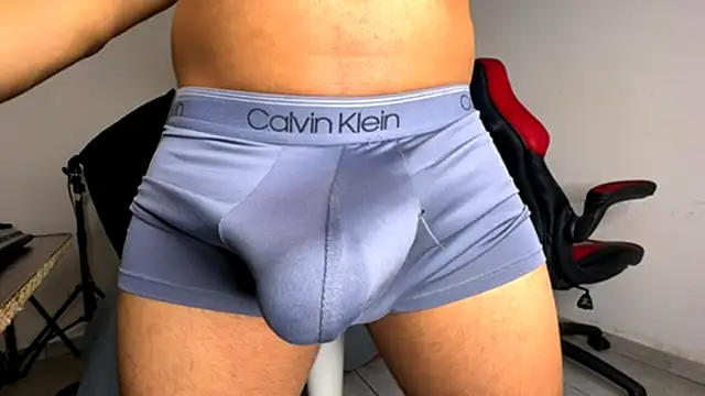 jordylatin20 online show from December 1, 11:32 pm