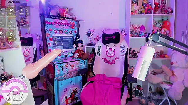 meda kawaii  online show from January 3, 3:05 am