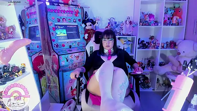 meda kawaii  online show from February 2, 9:02 pm