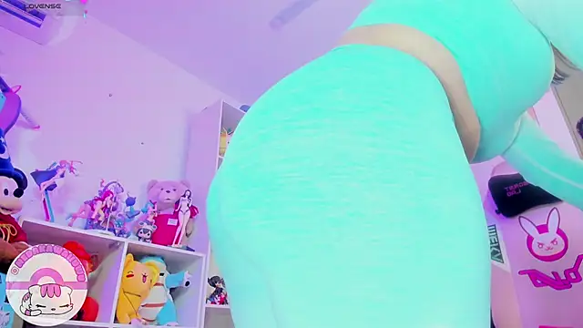 meda kawaii  online show from March 9, 6:50 am