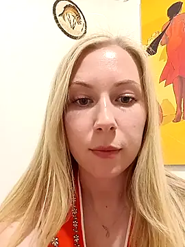 Prettierkate online show from February 15, 9:48 pm