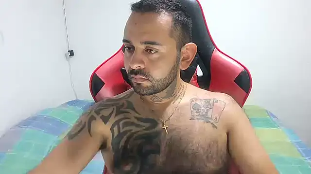 Snapshot of TeddyGominola_ chatting on February 2, 3:28 pm TeddyGominola  online show from February 2, 3:28 pm