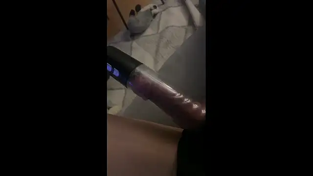 petuletra online show from March 8, 9:29 pm