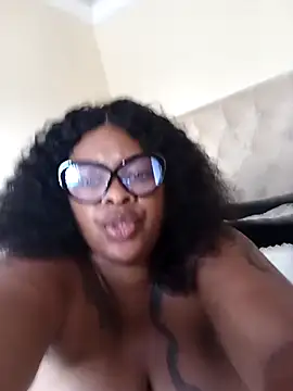 CuteHoney92 online show from April 21, 12:11 pm