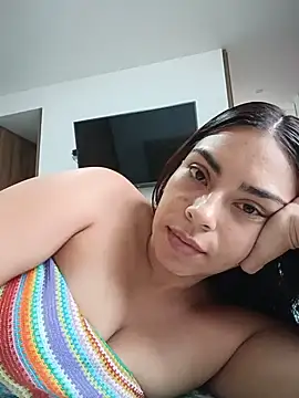 Snapshot of Ivanna2 chatting on July 8, 12:20 pm Ivanna2 online show from July 8, 12:20 pm