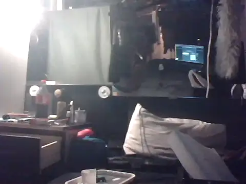 slutviki online show from December 19, 11:01 pm