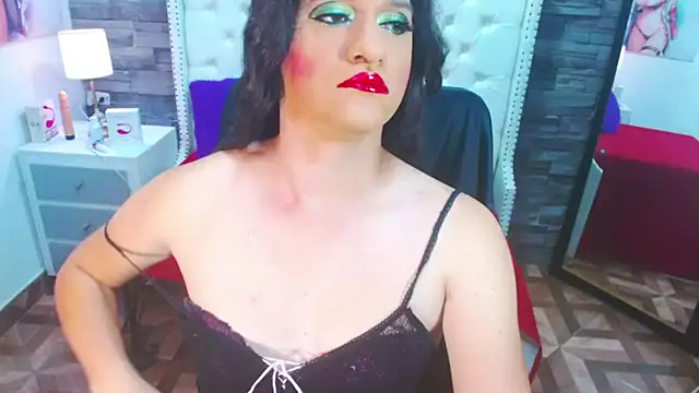 Snapshot of TRINY_TS chatting on January 10, 12:38 am TRINY TS online show from January 10, 12:38 am