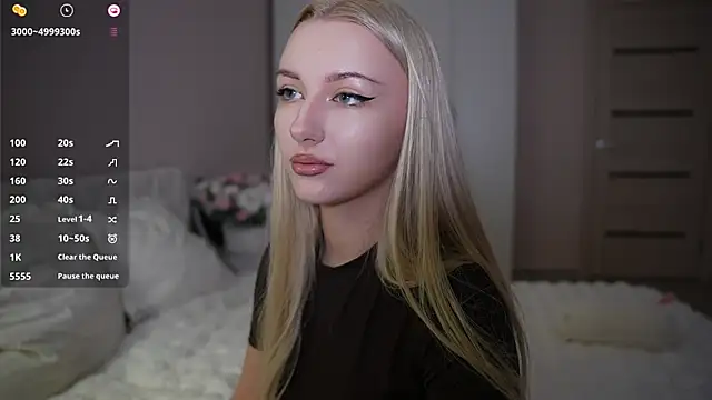 CatchMe1 online show from October 23, 10:19 pm