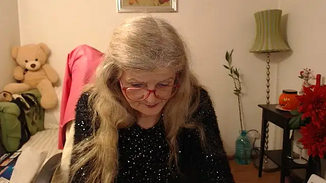 BlairFort online show from November 10, 7:46 pm