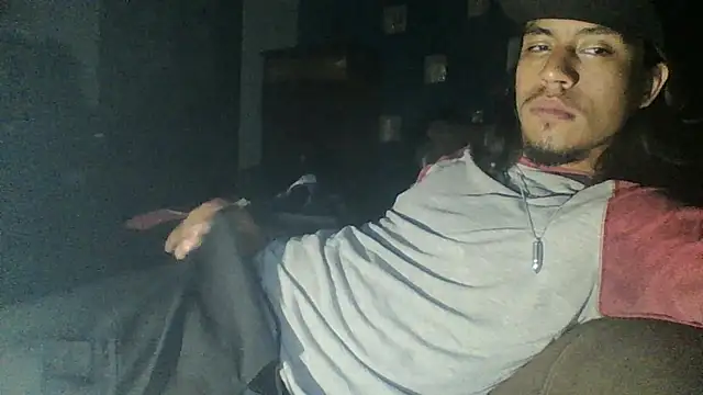 AlexAlejandro13 online show from April 15, 7:26 am