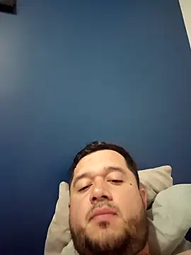 Snapshot of DiegoDuke chatting on December 23, 1:47 am DiegoDuke online show from December 23, 1:47 am